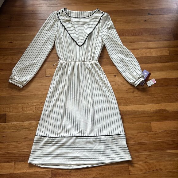 Vintage Cream Long-Sleeve Striped Dress With Black-Trimmed Collar - Picture 7 of 15